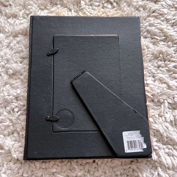 Patterned Photo Frame - Picture 2 of 2